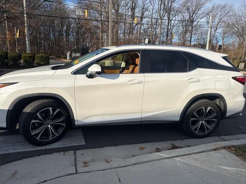 2022 Lexus RX 350L Base