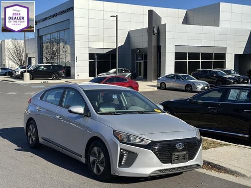 2017 Hyundai IONIQ Hybrid SEL