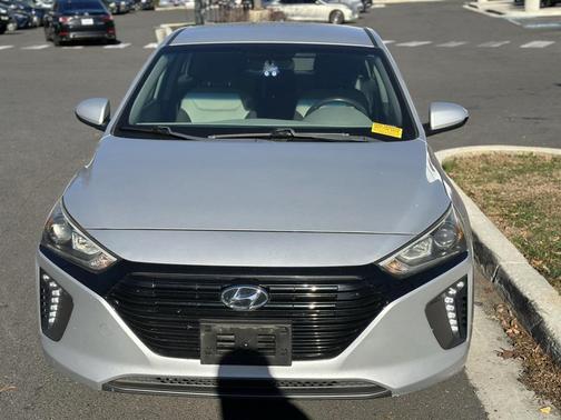 2017 Hyundai IONIQ Hybrid SEL