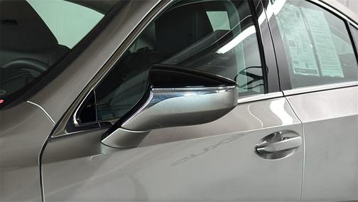 2021 Lexus ES 300h Base