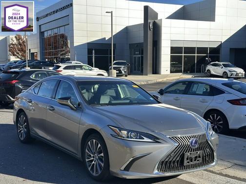 2021 Lexus ES 300h Base
