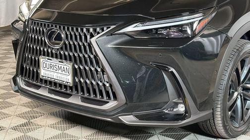 2026 Lexus NX 450h+ Luxury
