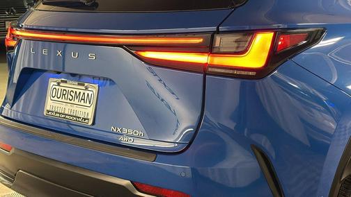 2025 Lexus NX 350h Luxury