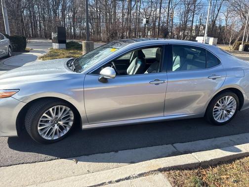 2018 Toyota Camry XLE