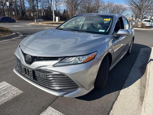 2018 Toyota Camry XLE