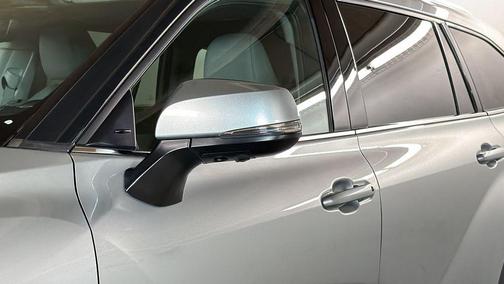 Celestial Silver Metallic 2023 Toyota Highlander Limited