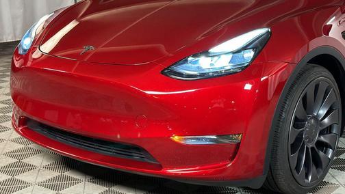 2024 Tesla Model Y Performance Dual Motor All-Wheel Drive