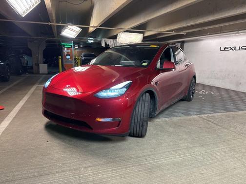 2024 Tesla Model Y Performance Dual Motor All-Wheel Drive