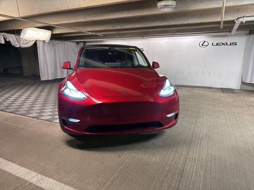 2024 Tesla Model Y Performance Dual Motor All-Wheel Drive