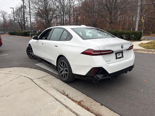 2024 BMW i5 eDrive40