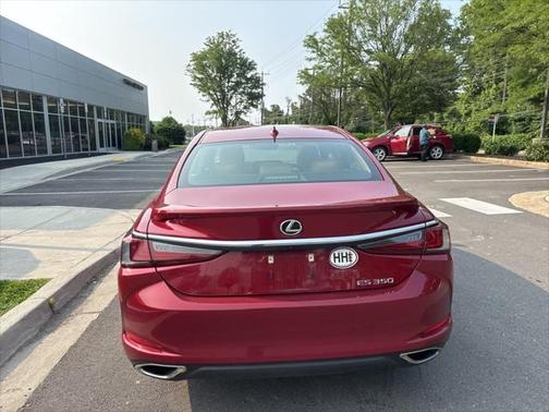 2023 Lexus ES 350 Base