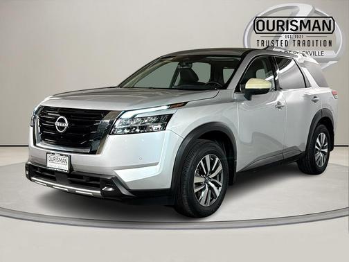 2024 Nissan Pathfinder SL 4WD