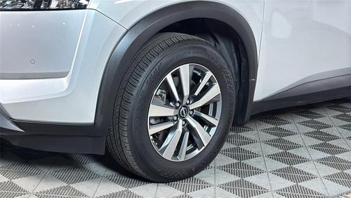 2024 Nissan Pathfinder SL 4WD