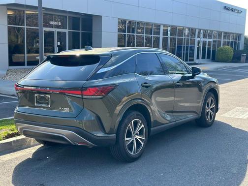 Nori Green Pearl 2023 Lexus RX 350 Premium