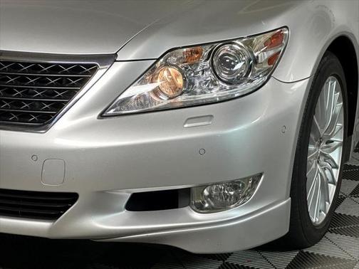 2010 Lexus LS 460 Base