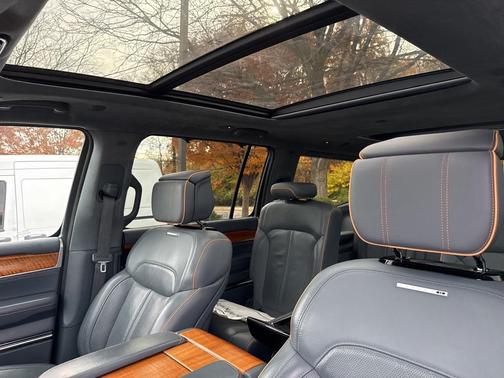 2022 Jeep Grand Wagoneer Series II 4x4