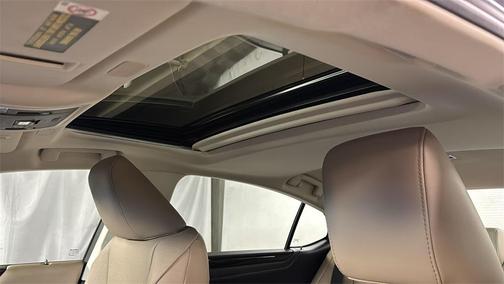 2021 Lexus ES 350 Base