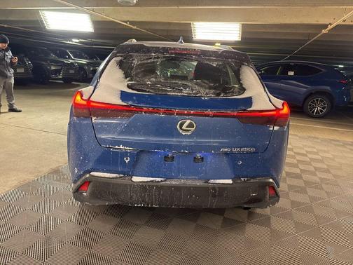 2023 Lexus UX 250h Base