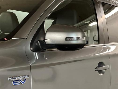 2020 Mitsubishi Outlander PHEV GT