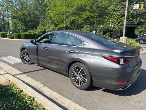 Cloudburst Gray 2023 Lexus ES 350 Base