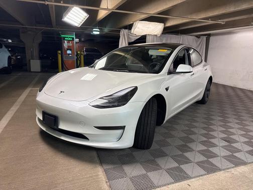 2023 Tesla Model 3 Standard Range