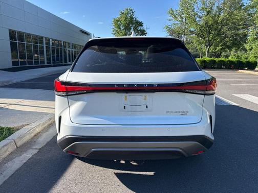 Eminent White Pearl 2024 Lexus RX 450h+ Base