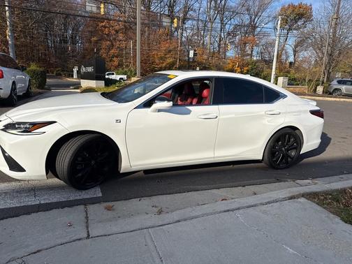 2022 Lexus ES 350 F Sport