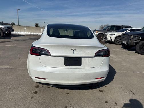 2023 Tesla Model 3 Standard Range