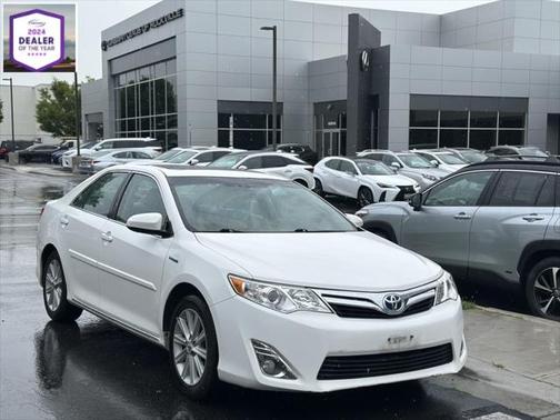 2014 Toyota Camry Hybrid XLE
