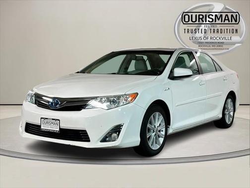 2014 Toyota Camry Hybrid XLE