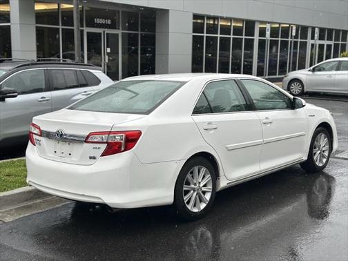 2014 Toyota Camry Hybrid XLE