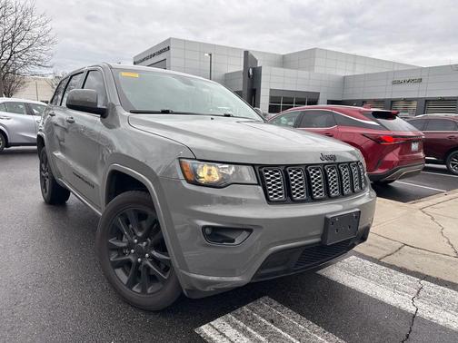 2021 Jeep Grand Cherokee Laredo