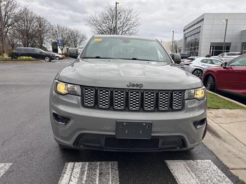 2021 Jeep Grand Cherokee Laredo