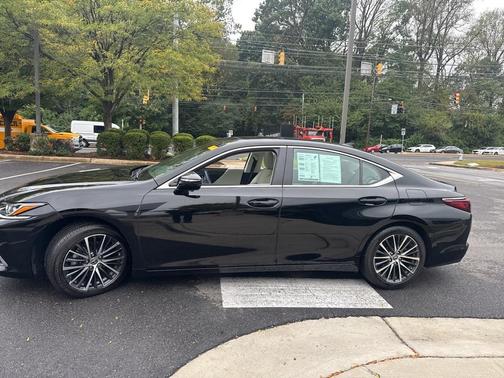 2024 Lexus ES 350 Base