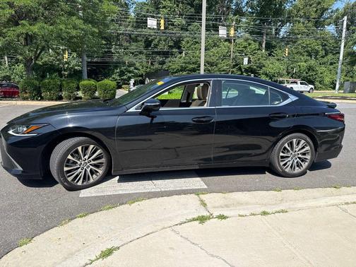 Obsidian 2021 Lexus ES 350 Base