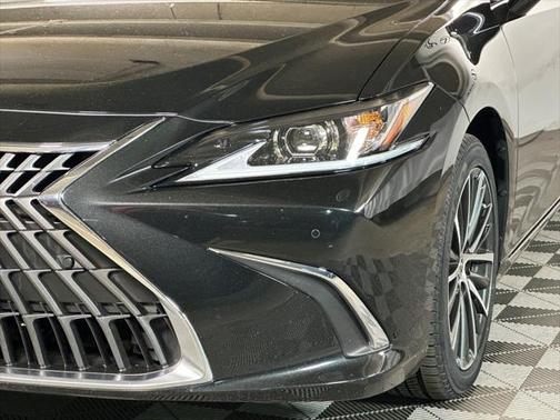 2024 Lexus ES 350 Base