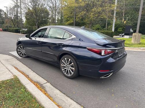 2021 Lexus ES 350 Base