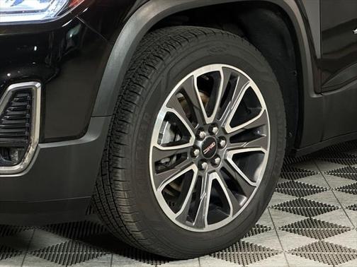 2020 GMC Acadia AWD AT4