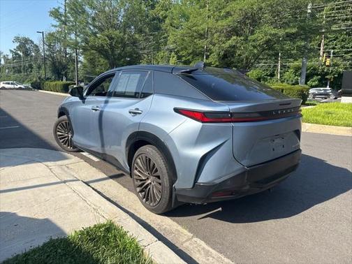 2023 Lexus RZ 450e Luxury