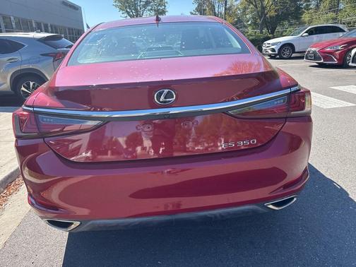 2022 Lexus ES 350 Base
