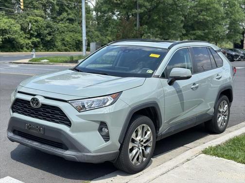 2019 Toyota RAV4 XLE Premium