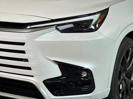 2025 Lexus TX 500h F SPORT Luxury