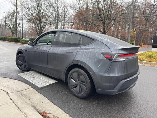 2026 Tesla Model Y Long Range Dual Motor All-Wheel Drive