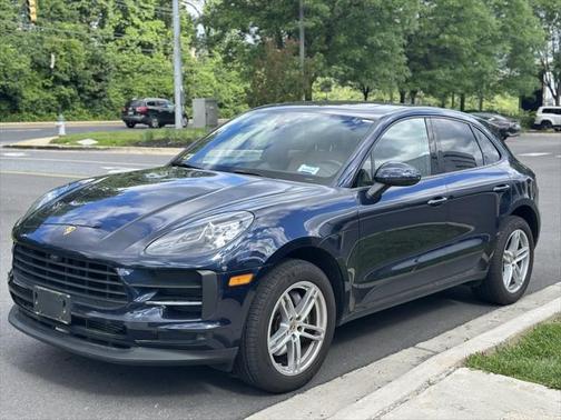 2021 Porsche Macan Base