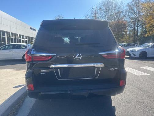 2021 Lexus LX 570 Base