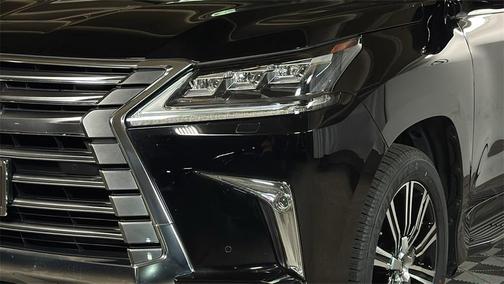 2021 Lexus LX 570 Base