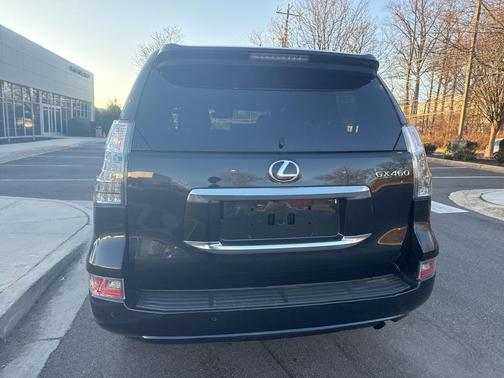 2023 Lexus GX 460 Premium