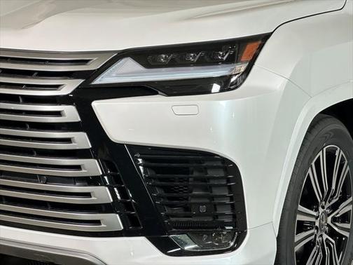 2025 Lexus LX 600 Luxury
