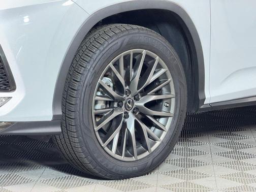 2022 Lexus RX 450h Base