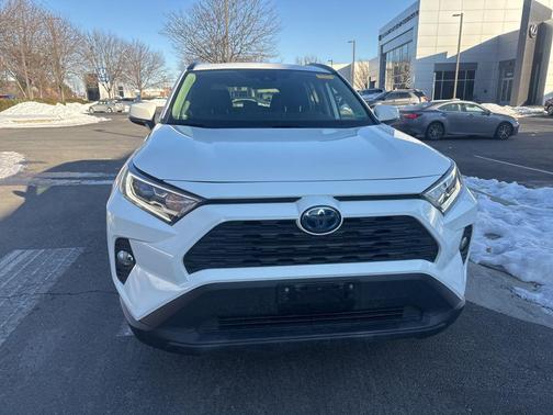 2019 Toyota RAV4 Hybrid XLE